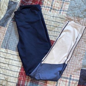 Multi colored leggings M